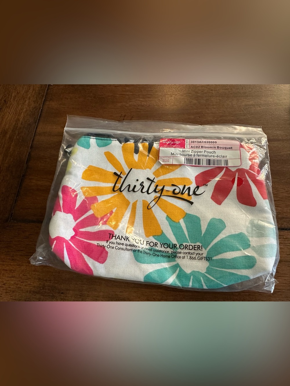NEW Thirty One Mini Zipper Pouch